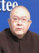 龙   瑞